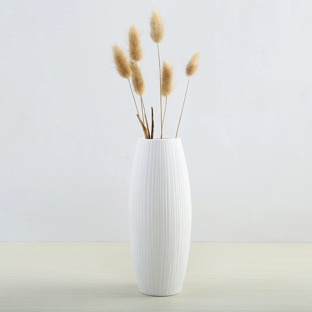 Modern Minimalist Nordic Style Ceramic Vase White Textured Dry Floral Container Flower Pot Home Decor Ornament for Arrangement
Modern Minimalist Nordic Style Ceramic Vase White Textured Dry Floral Container Flower Pot Home Decor Ornament for Arrangement