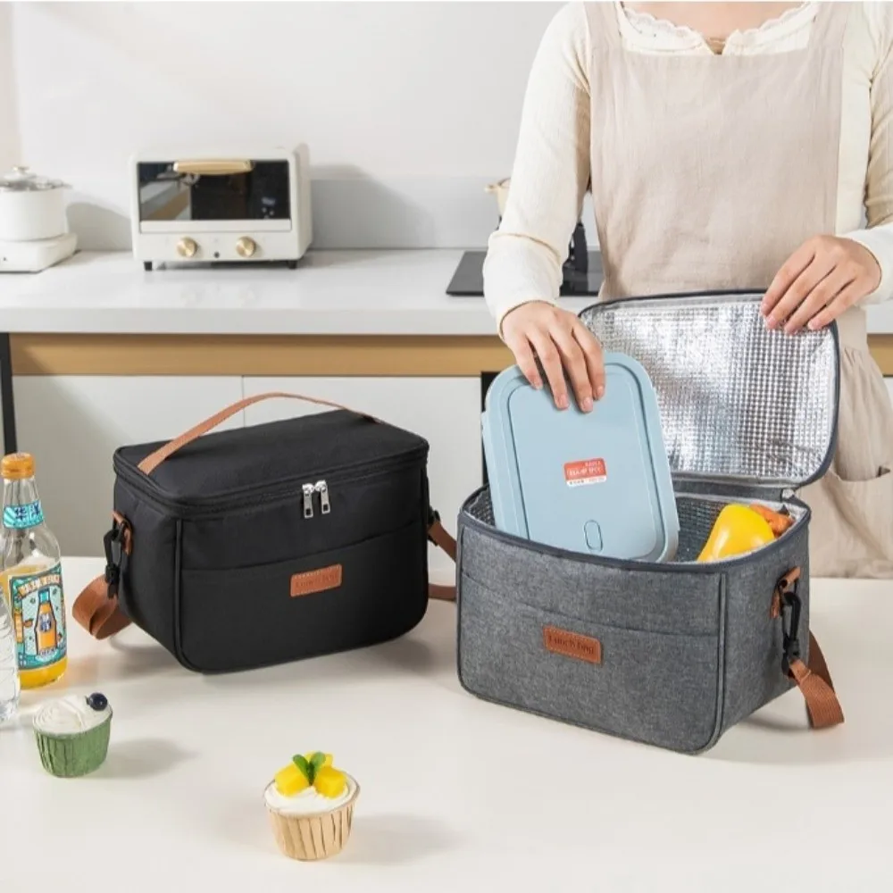 Multifunctional Lunch Bag Thermal Cooler Thermal Insulation Bag Large Capacity Thickened Waterproof Insulated Bag Outdoor
Multifunctional Lunch Bag Thermal Cooler Thermal Insulation Bag Large Capacity Thickened Waterproof Insulated Bag Outdoor
