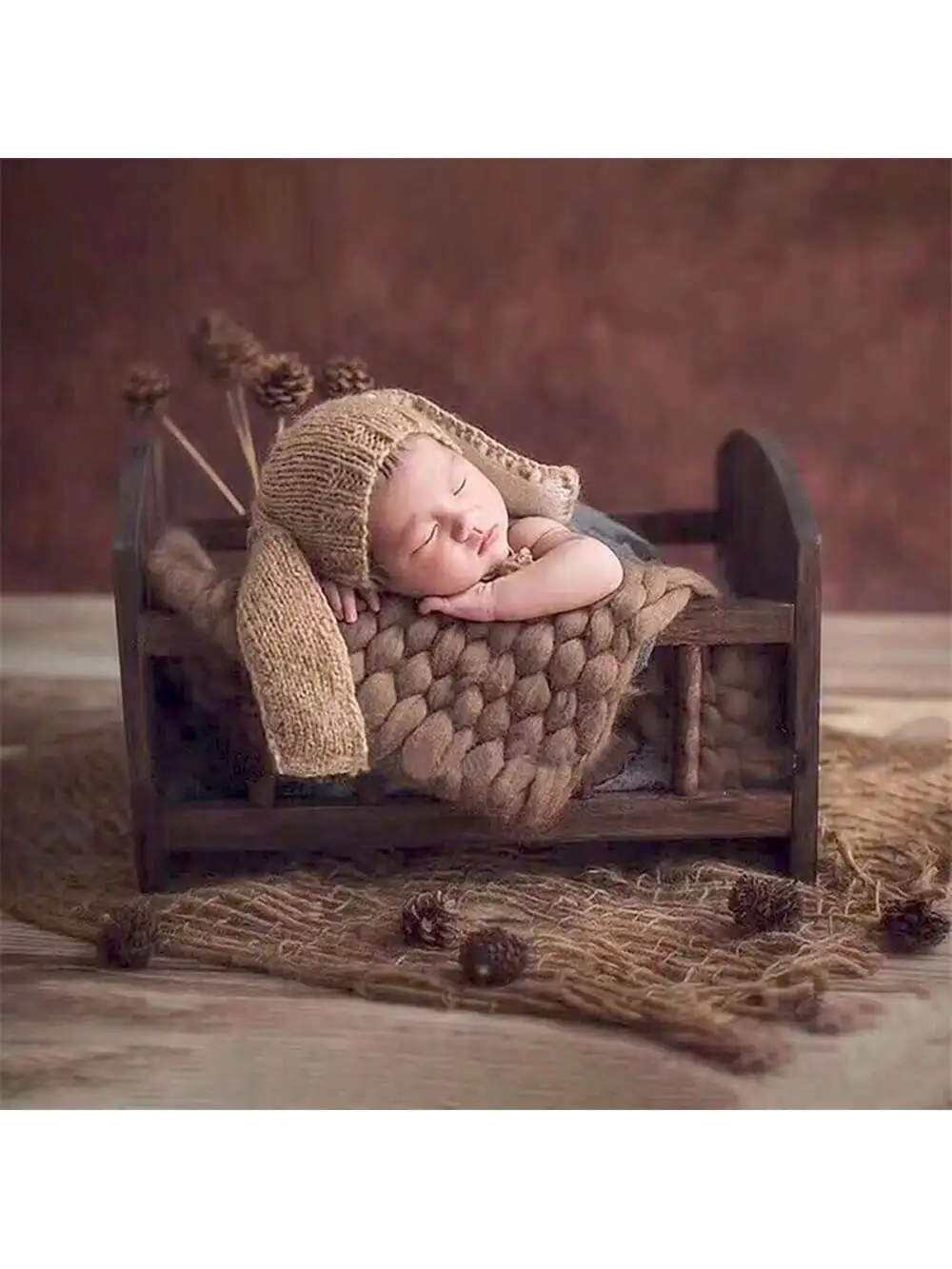 Newborn Wooden Photography Prop Brown Small Bed Retro Style Baby Hundred Day Shooting Commemorative Prop
Newborn Wooden Photography Prop Brown Small Bed Retro Style Baby Hundred Day Shooting Commemorative Prop