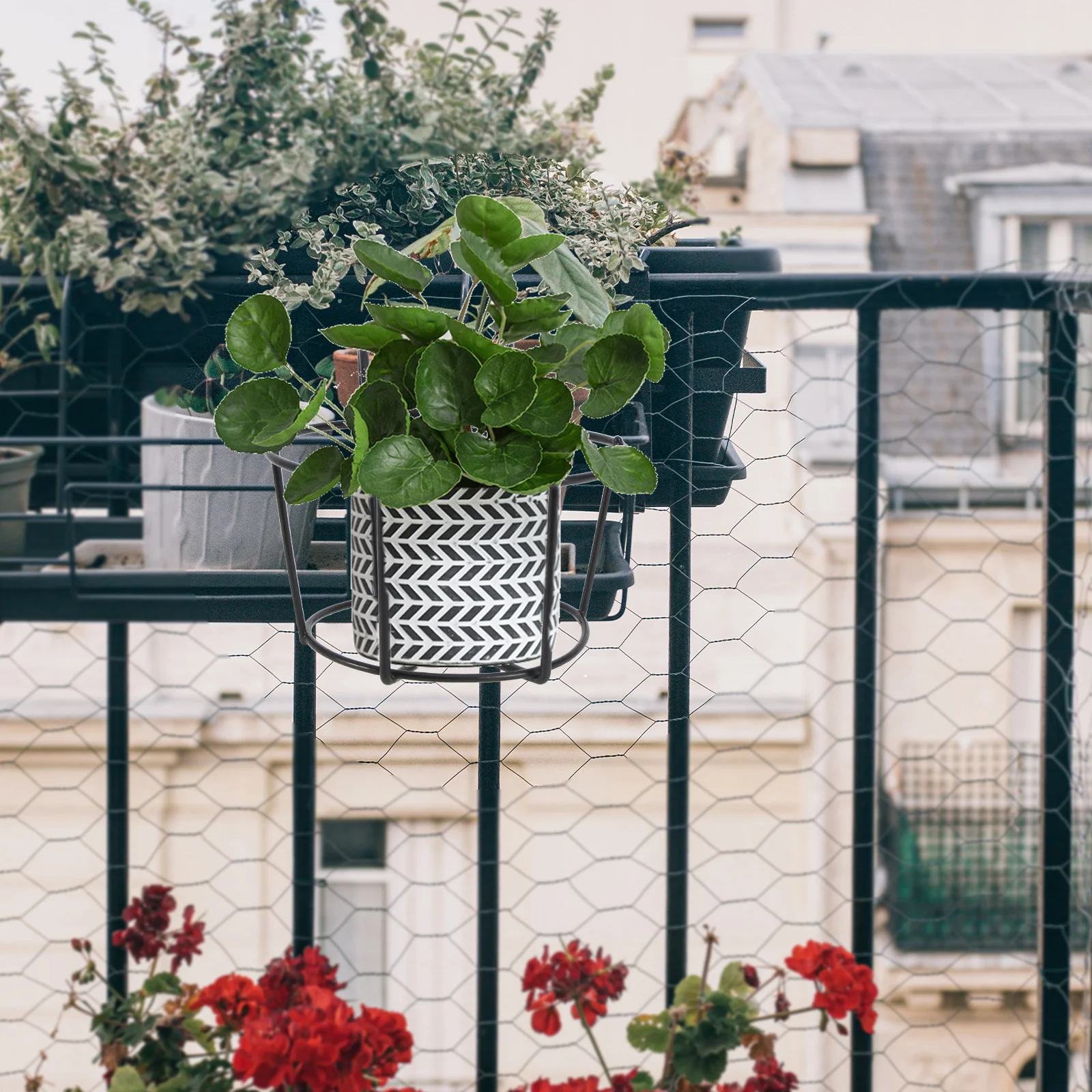 Geometric Iron Metal Flowerpot Stand Plant Pot Holder For Succulents Decor Black Size S Durable Easy Watering Floor Protection
Geometric Iron Metal Flowerpot Stand Plant Pot Holder For Succulents Decor Black Size S Durable Easy Watering Floor Protection