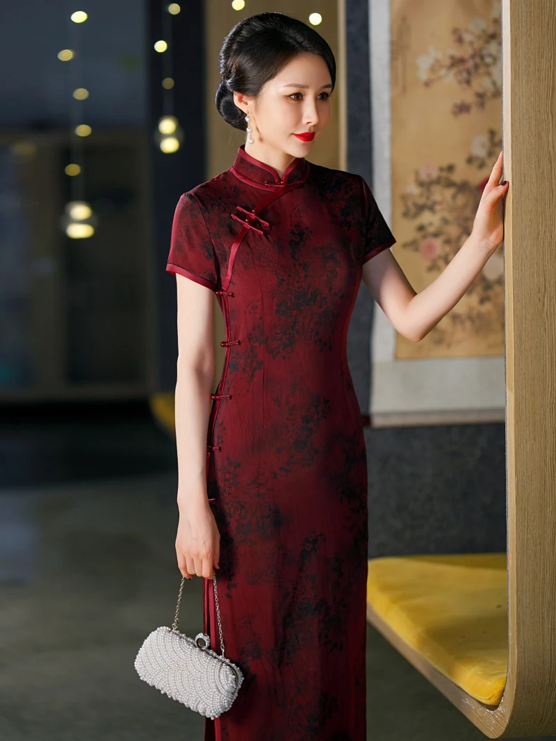 Elegant Vintage Style Silk Wedding Dress for Mom Grandmother High End Fashionable plus Size Floral Print Short Sleeve
Elegant Vintage Style Silk Wedding Dress for Mom Grandmother High End Fashionable plus Size Floral Print Short Sleeve