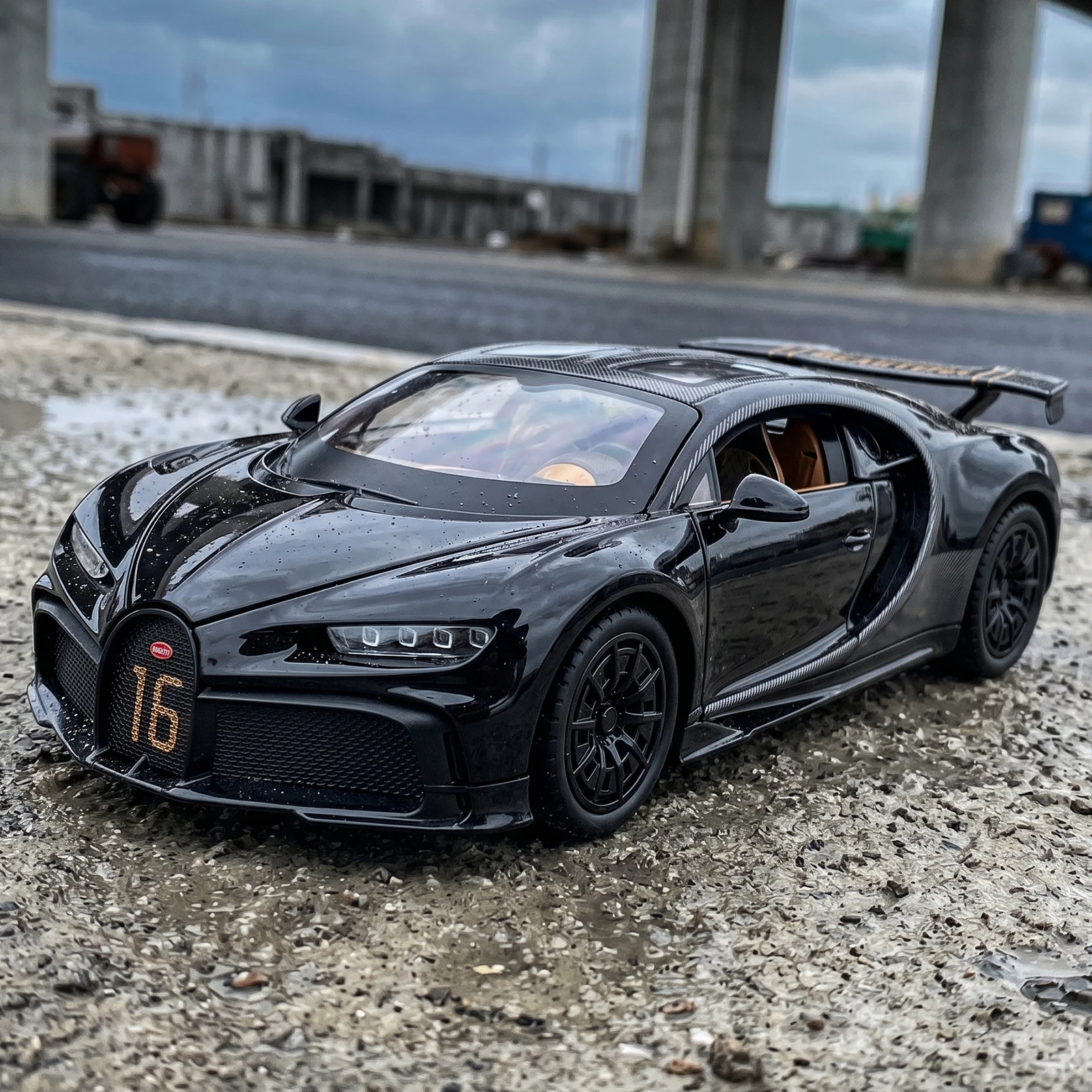 1:24 Chiron Alloy Diecast Car Model Presents For Boyfriend Sound & Light Toys For Kids Gifts Super Sportcar Miniatures
1:24 Chiron Alloy Diecast Car Model Presents For Boyfriend Sound & Light Toys For Kids Gifts Super Sportcar Miniatures