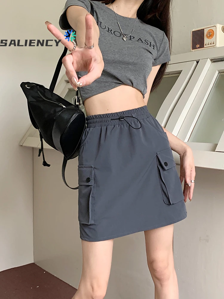 Retro Streetwear Cargo Stretch Drawstring Skirt Women Slim Short Skirt Sexy All-match Fashion Mini Pockets Skirt Black
Retro Streetwear Cargo Stretch Drawstring Skirt Women Slim Short Skirt Sexy All-match Fashion Mini Pockets Skirt Black
