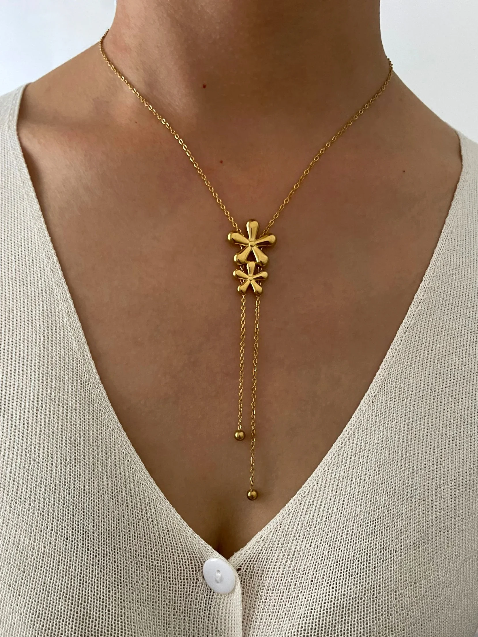 Exquisite Sweet Flower Tassel Chain Pendant Necklace Temperament Women Everyday Wear Jewelry Party Gifts Anti-Tarnish
Exquisite Sweet Flower Tassel Chain Pendant Necklace Temperament Women Everyday Wear Jewelry Party Gifts Anti-Tarnish