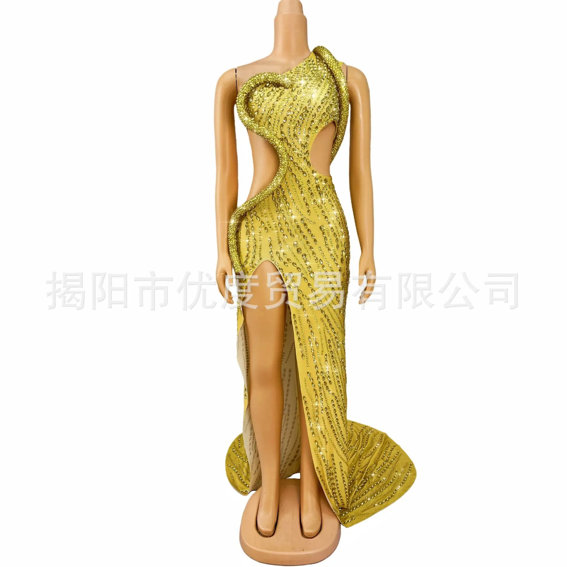 Дизайнерское платье с одним плечом на талии и полым разрезом, сетчатое платье со стразами, банкетное платье для вечеринок, золотистое падающее
Дизайнерское платье с одним плечом на талии и полым разрезом, сетчатое платье со стразами, банкетное платье для вечеринок, золотистое падающее