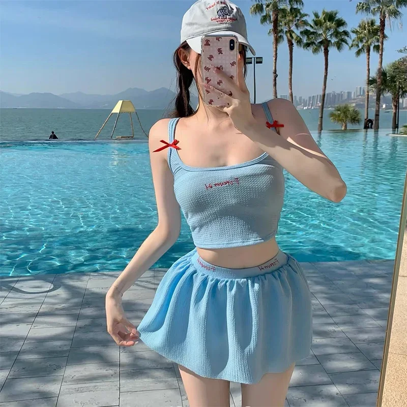 New Style Bikini Set Women's 3 Pcs Swimsuit Small Chest Gathered Meat Concealment Sweet Desire High end Sensation Separate
New Style Bikini Set Women's 3 Pcs Swimsuit Small Chest Gathered Meat Concealment Sweet Desire High end Sensation Separate