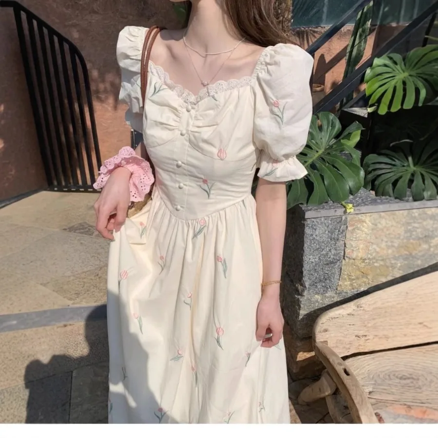 【New style】Large size fat mm girl's dream print summer bubble sleeves retro French figure-fitting meat-covering sweet floral dr
【New style】Large size fat mm girl's dream print summer bubble sleeves retro French figure-fitting meat-covering sweet floral dr