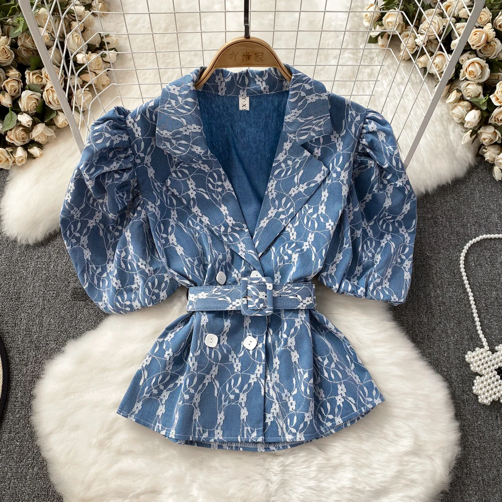 2023 Korean Summer Fashion Premium Lace Blazer Women Bubble Sleeve Double Breasted Slim Short Top
2023 Korean Summer Fashion Premium Lace Blazer Women Bubble Sleeve Double Breasted Slim Short Top