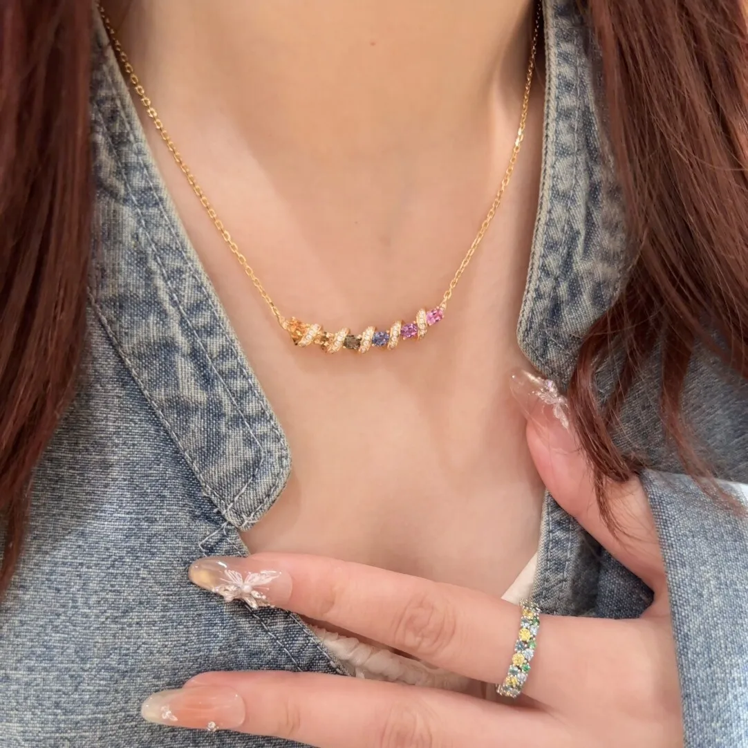 Light Luxury Rainbow Pendant Clavicle Necklace Micro Paved Cubic Zircon Elegant Women Fresh Party Jewelry Gift
Light Luxury Rainbow Pendant Clavicle Necklace Micro Paved Cubic Zircon Elegant Women Fresh Party Jewelry Gift