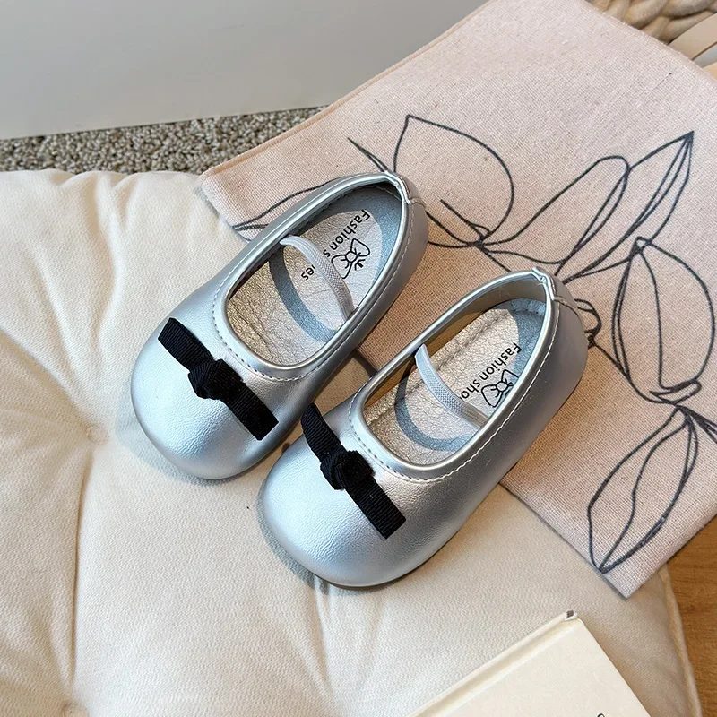 Girls Flats with Simple Bow Round Toes Sweet Toddler Kids Moccasins Slip-on Soft 2025 New Fashion Girls Dance Shoes Princess
Girls Flats with Simple Bow Round Toes Sweet Toddler Kids Moccasins Slip-on Soft 2025 New Fashion Girls Dance Shoes Princess