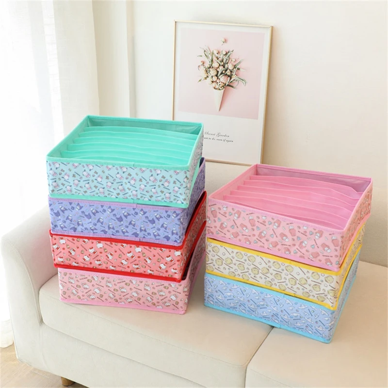 Kawaii Sanrio Kuromi Hello Kitty Storage Box Girl Heart Sweet Cute Cartoon Anime Cinnamoroll My Melody Underwear Bra Socks Box
Kawaii Sanrio Kuromi Hello Kitty Storage Box Girl Heart Sweet Cute Cartoon Anime Cinnamoroll My Melody Underwear Bra Socks Box