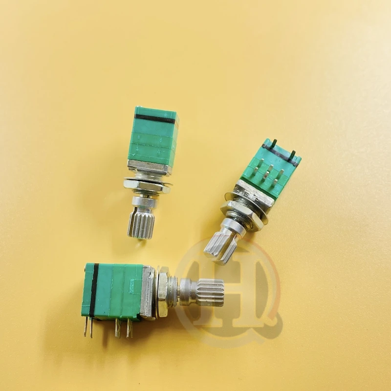 5PCS/LOT RV097 8PIN 15MM 100K With push switch Audio 8pin Shaft 15mm Amplifier Sealing Potentiometer
5PCS/LOT RV097 8PIN 15MM 100K With push switch Audio 8pin Shaft 15mm Amplifier Sealing Potentiometer