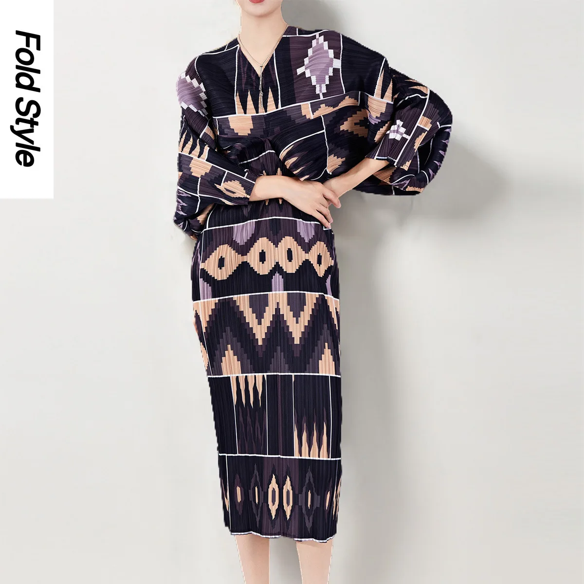 2024 Spring and Autumn Women's Advanced Irregular V-neck Batwing Loose Mid Length Printed Pleated Dress Long Dress
2024 Spring and Autumn Women's Advanced Irregular V-neck Batwing Loose Mid Length Printed Pleated Dress Long Dress