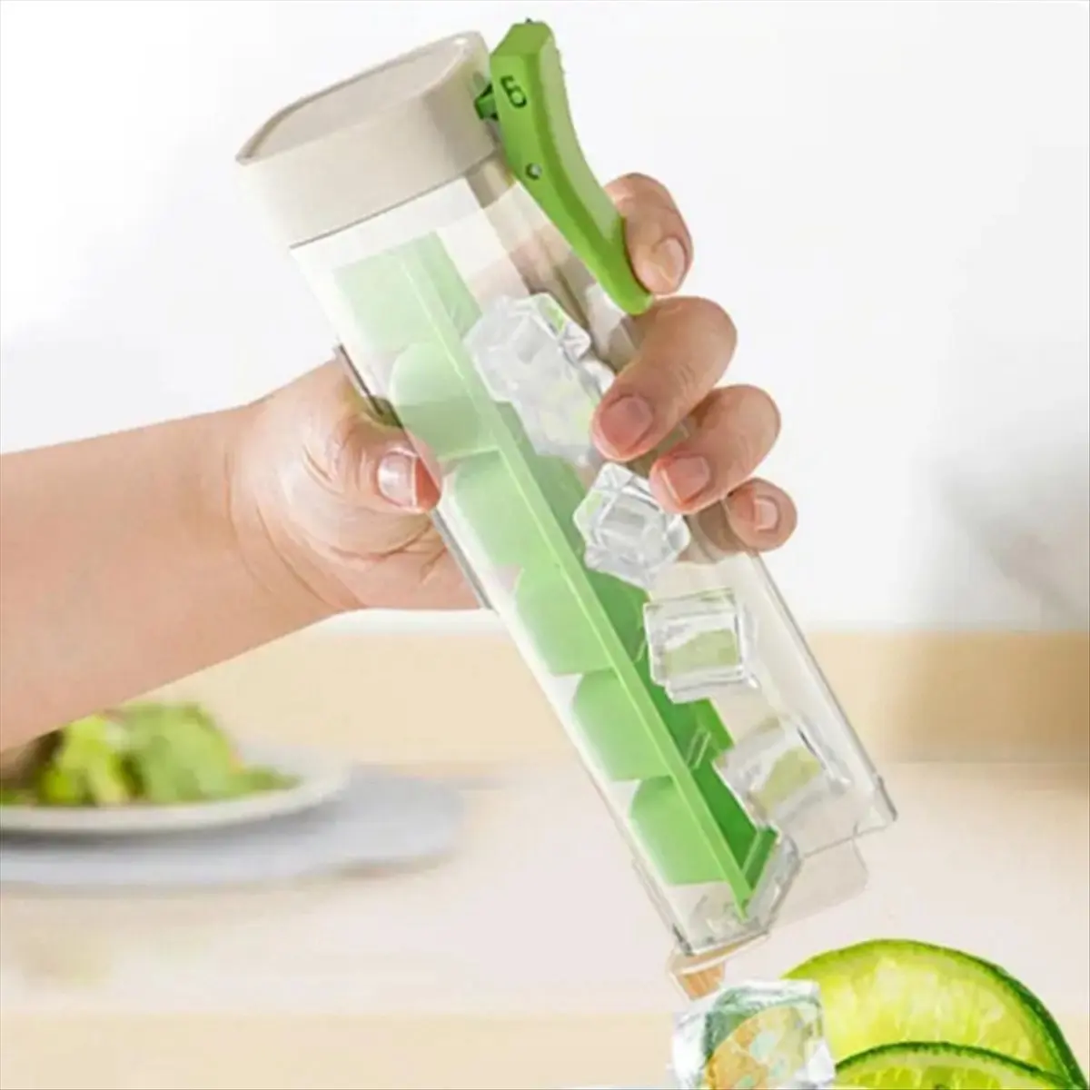 (A61K) Ice Cube Tray Easy Demould Ice Maker with Handle Single Hand Press Ice Cube Mold Whiskey Cocktail Drink Ice Box B
(A61K) Ice Cube Tray Easy Demould Ice Maker with Handle Single Hand Press Ice Cube Mold Whiskey Cocktail Drink Ice Box B
