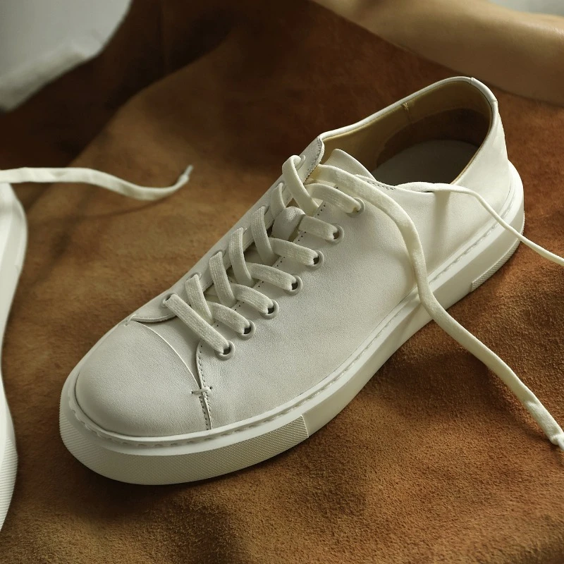 Designer Fashion Thick Soled British Genuine Leather Breathable White Shoes Men's Sport Low Top Casual Shoes Male Luxury Flats
Designer Fashion Thick Soled British Genuine Leather Breathable White Shoes Men's Sport Low Top Casual Shoes Male Luxury Flats