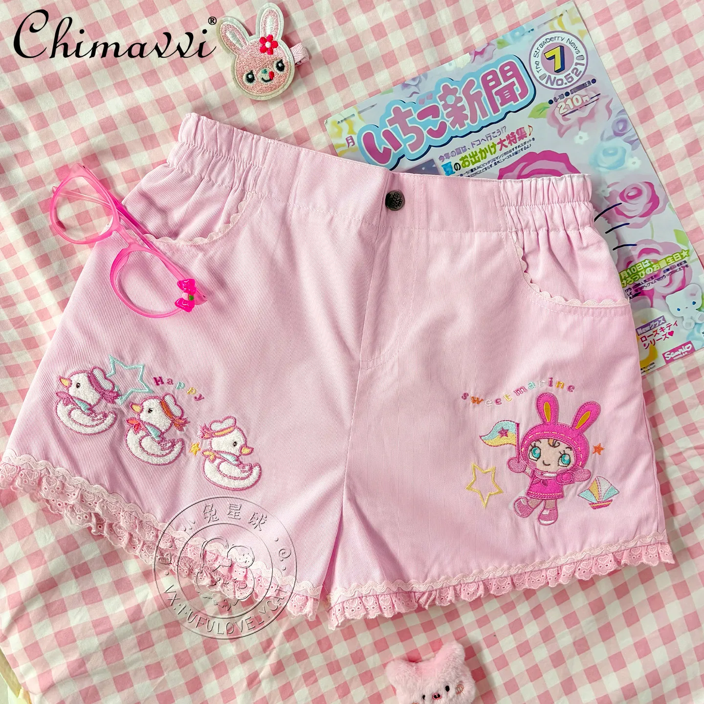 Японский мягкий универсальный наряд для дочки для девочек, весна-лето, новые милые розовые универсальные студенческие шорты Y2K с изысканной вышивкой
Японский мягкий универсальный наряд для дочки для девочек, весна-лето, новые милые розовые универсальные студенческие шорты Y2K с изысканной вышивкой