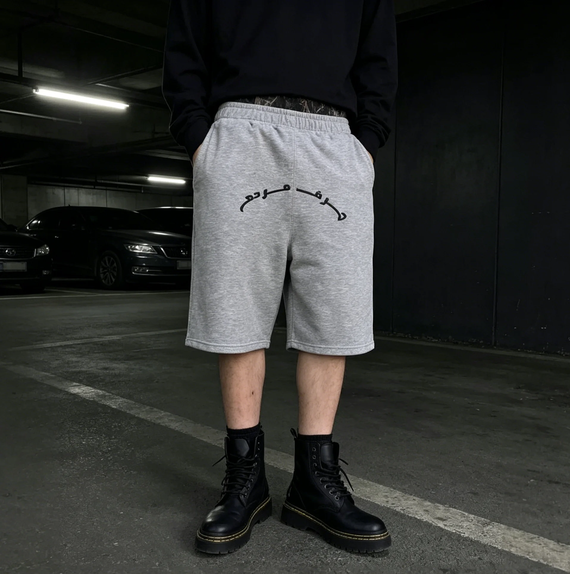European and American cross-border retro high street printed casual shorts Y2K loose double waist fake two-piece sweatpants
European and American cross-border retro high street printed casual shorts Y2K loose double waist fake two-piece sweatpants