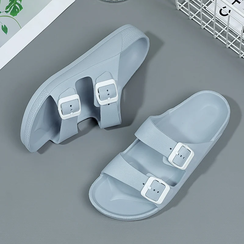 A pair of unisex teens double buckle slide sandals adjustable straps EVA soft sole non-slip slippers YD-8436
A pair of unisex teens double buckle slide sandals adjustable straps EVA soft sole non-slip slippers YD-8436