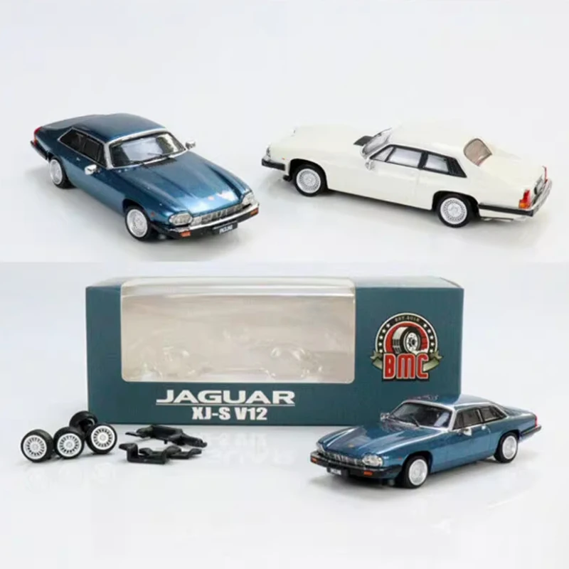 BMC литой под давлением масштаб 1:64 1984 XJS V12 сплав моделирование модель автомобиля статическая коллекция украшенные праздничные подарки игрушки сувенирный подарок
BMC литой под давлением масштаб 1:64 1984 XJS V12 сплав моделирование модель автомобиля статическая коллекция украшенные праздничные подарки игрушки сувенирный подарок