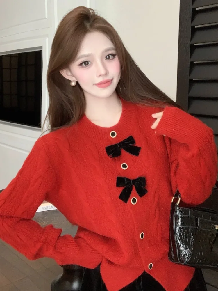 Fashionable Long Sleeve Women's Outerwear Knot Cardigan Autumn Winter Outerwear Elegant Style Korean Straight Cut
Fashionable Long Sleeve Women's Outerwear Knot Cardigan Autumn Winter Outerwear Elegant Style Korean Straight Cut