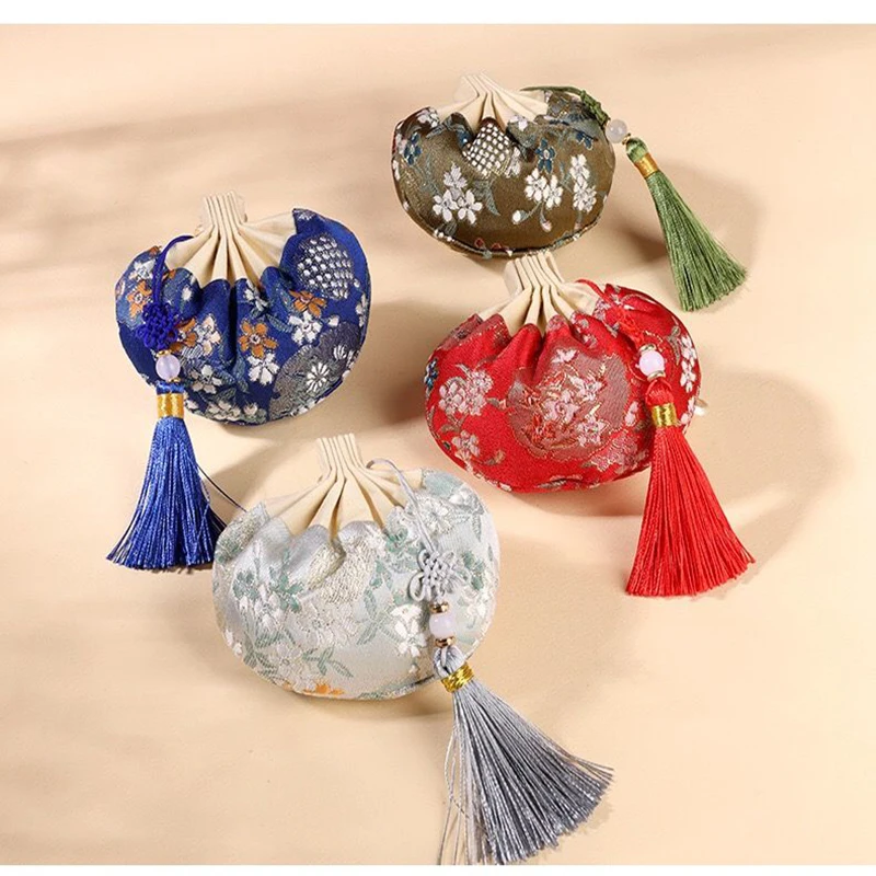 Многоцветный тканевый мешочек с цветочным узором для украшений, женская сумочка-кошелек, пустой мешочек для хранения в китайском стиле
Многоцветный тканевый мешочек с цветочным узором для украшений, женская сумочка-кошелек, пустой мешочек для хранения в китайском стиле