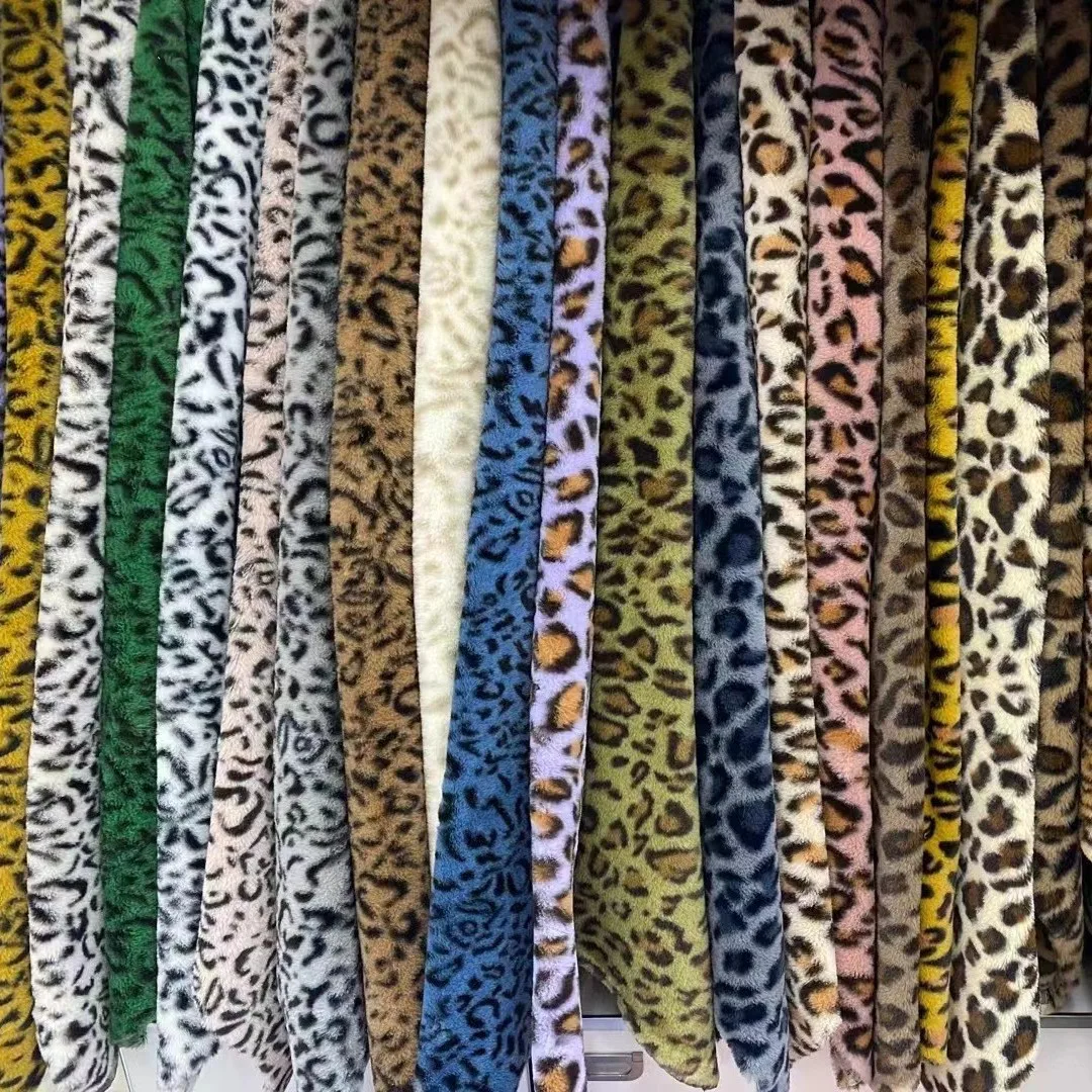 2025 Hot sale Premium Jacquard Fabric with Lamb Wool, Rabbit Hair & Polyester - Ideal for Coats/Sofas
2025 Hot sale Premium Jacquard Fabric with Lamb Wool, Rabbit Hair & Polyester - Ideal for Coats/Sofas