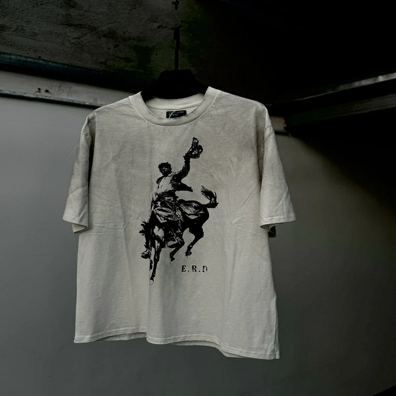 ERD Depred Rich Second Generation COW BOY Denim Limited Waed Vintage Spray Dir High Street ex ort Sve Футболка
ERD Depred Rich Second Generation COW BOY Denim Limited Waed Vintage Spray Dir High Street ex ort Sve Футболка