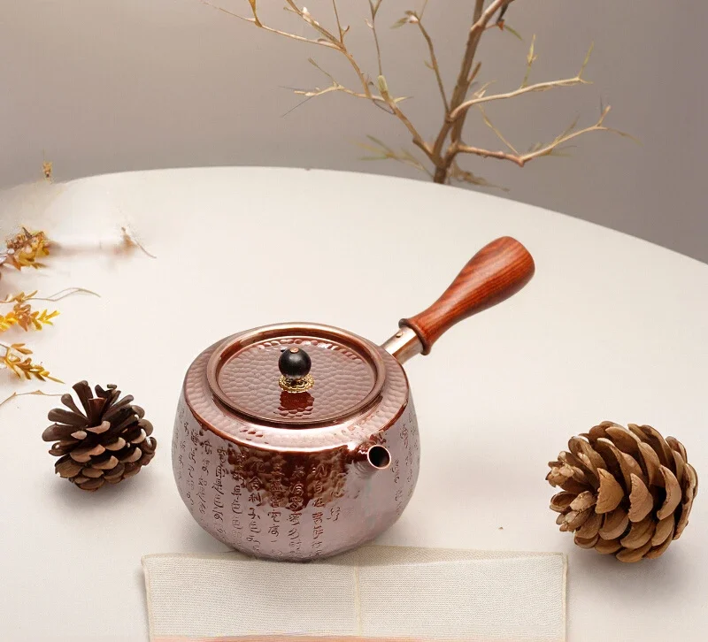 Handmade Side Handle Purple Copper Teapot Home Kitchen Boiling Kettle Vintage Pure Copper Brewing Teapot Chinese Kung Fu Tea Set
Handmade Side Handle Purple Copper Teapot Home Kitchen Boiling Kettle Vintage Pure Copper Brewing Teapot Chinese Kung Fu Tea Set