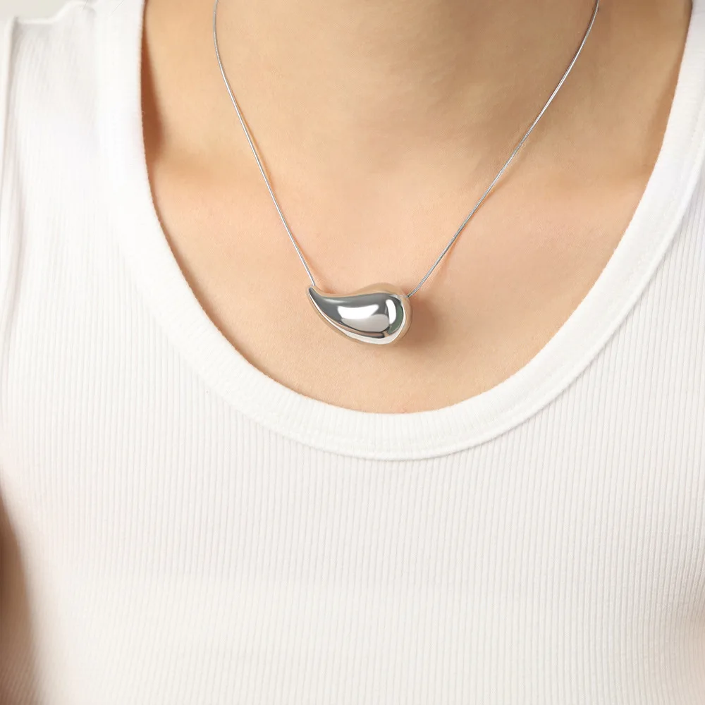 Droplet Pendant Necklace 18k Gold Plated Chain Necklaces Stainless Steel Water Drop Necklaces Statement Necklace for Women
Droplet Pendant Necklace 18k Gold Plated Chain Necklaces Stainless Steel Water Drop Necklaces Statement Necklace for Women