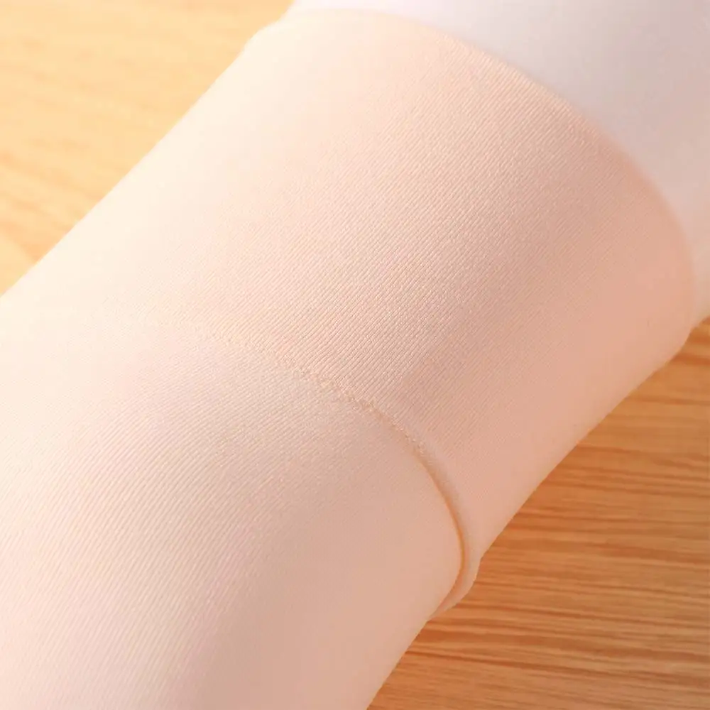 Dance Wear Ballet Socks Absorb Sweat Skin Color Modern Dance Socks Practise Training Invisibility Ballet Stockings Ballet Dancer
Dance Wear Ballet Socks Absorb Sweat Skin Color Modern Dance Socks Practise Training Invisibility Ballet Stockings Ballet Dancer
