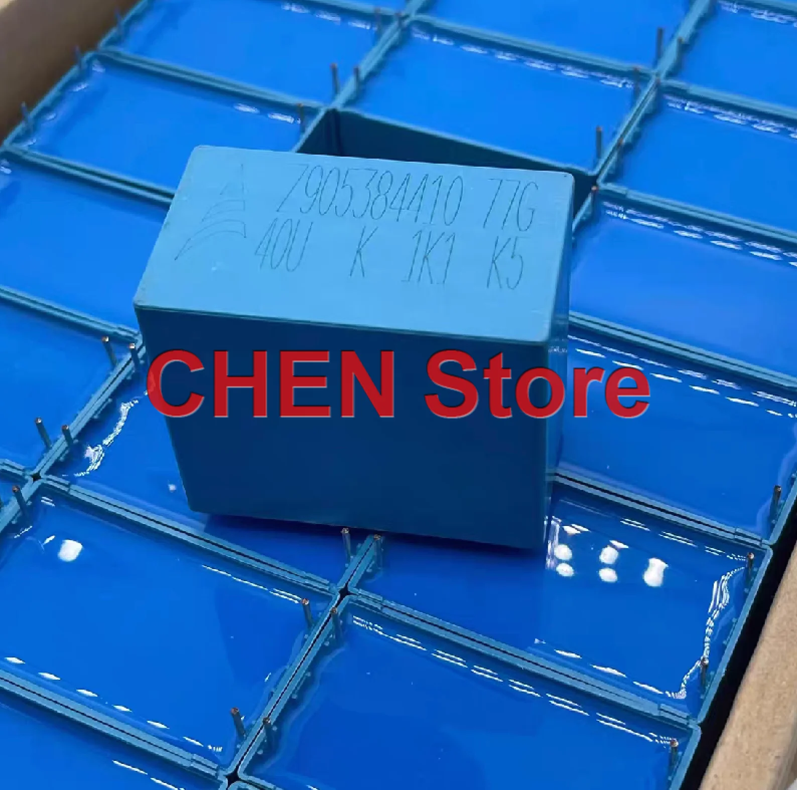 2PCS/10PCS original EPCOS B32778 40UF 1100V 4pin MET film capacitor B32778G0406K 1.1KV 406 free shipping
2PCS/10PCS original EPCOS B32778 40UF 1100V 4pin MET film capacitor B32778G0406K 1.1KV 406 free shipping