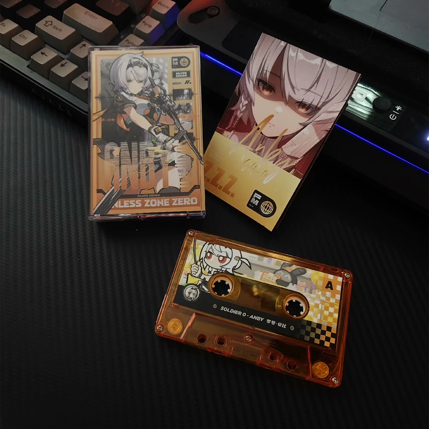 Game Zenless Zone Zero Tanezaki Atsumi Music Tape Soldier 0 Anby OST Album Cassette Cosplay Walkman Car Recorder Soundtracks Box
Game Zenless Zone Zero Tanezaki Atsumi Music Tape Soldier 0 Anby OST Album Cassette Cosplay Walkman Car Recorder Soundtracks Box
