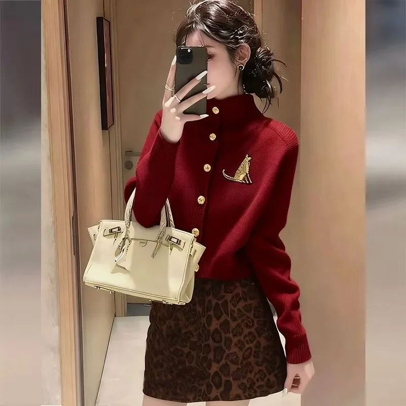 Women Clothing Autumn Winter Fashion Casual Button Solid Color Knitting Tops Female Trend Fashionable Leopard Skirt Two-piece Se
Women Clothing Autumn Winter Fashion Casual Button Solid Color Knitting Tops Female Trend Fashionable Leopard Skirt Two-piece Se