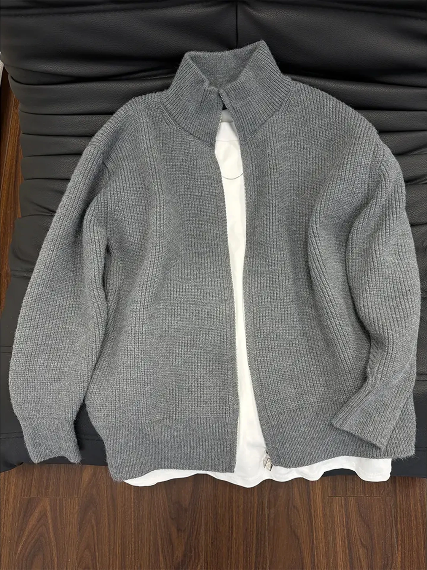 ay American Sle Zipper Knitted Sweater Jaet Men's Autumn High End Feeling Open Cardigan Long Sve Stand Fit Jaet
ay American Sle Zipper Knitted Sweater Jaet Men's Autumn High End Feeling Open Cardigan Long Sve Stand Fit Jaet