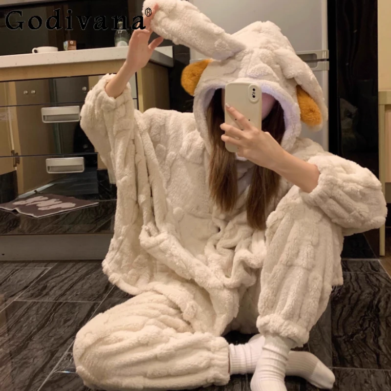 Plus Size Girl Winter Thickened Cute Coral Velvet Hooded Pajamas Fashion Versatility Loose Age-reducing Elastic Waist Pants Sets
Plus Size Girl Winter Thickened Cute Coral Velvet Hooded Pajamas Fashion Versatility Loose Age-reducing Elastic Waist Pants Sets