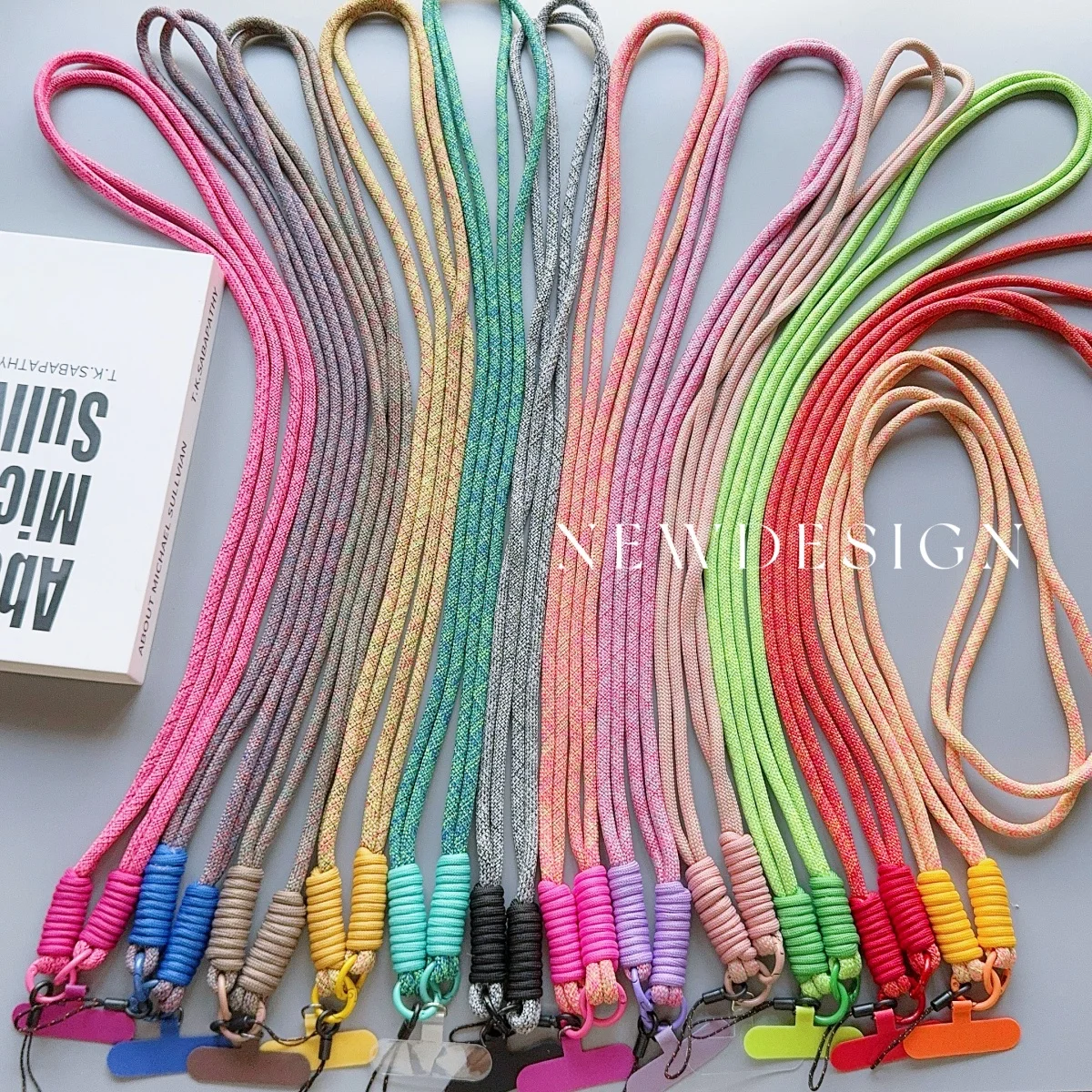 1Pc New Durable Twist Color Universal Phone Lanyard - Long Crossbody Shoulder/Neck Strap, Multi-Purpose Anti-Loss Rope
1Pc New Durable Twist Color Universal Phone Lanyard - Long Crossbody Shoulder/Neck Strap, Multi-Purpose Anti-Loss Rope