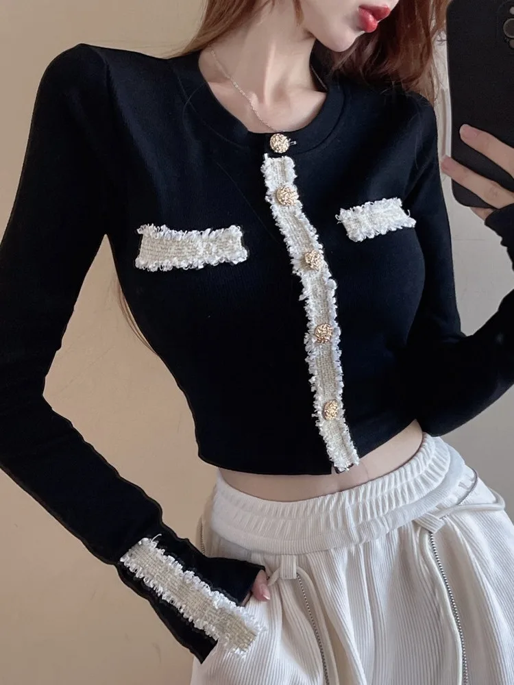Autumn Winter New Style Color Block Long Sleeve T-Shirt Women's Design Sweet And Spicy Short Top Versatile Fashionable Commute
Autumn Winter New Style Color Block Long Sleeve T-Shirt Women's Design Sweet And Spicy Short Top Versatile Fashionable Commute