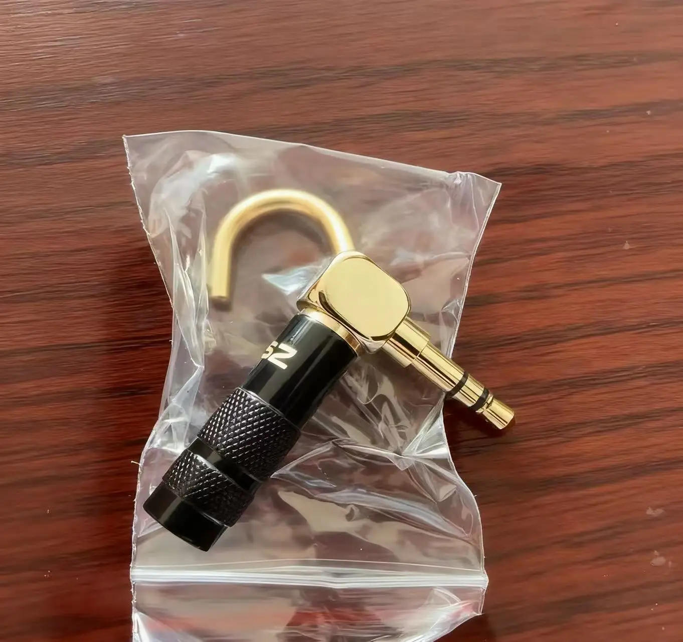 2.5/ 3.5mm/4.4mm Stereo TRRS Carbon Fiber DIY Headphone Balanced Straight Angle/Bend Welding Plug 3 4 5 Poles
2.5/ 3.5mm/4.4mm Stereo TRRS Carbon Fiber DIY Headphone Balanced Straight Angle/Bend Welding Plug 3 4 5 Poles