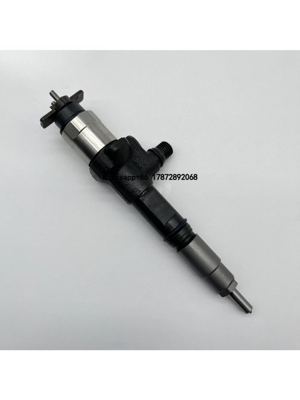 Fuel Injector 095000-6800 1J574-53051 for V3800T Engine
Fuel Injector 095000-6800 1J574-53051 for V3800T Engine