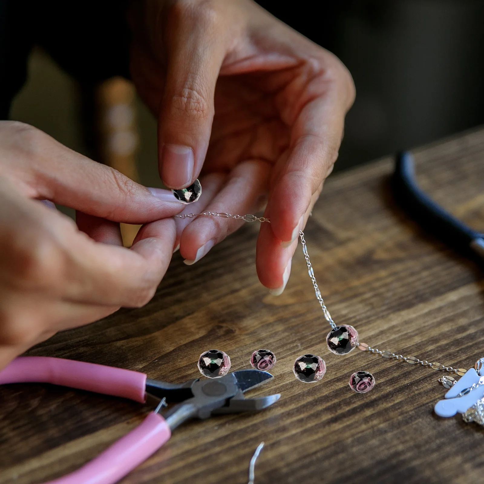 40 шт. бусин для изготовления украшений, бусины из голубого камня, разноцветные бусины с цветочным дизайном, подвески ручной работы для браслетов, поделок, проектов DIY
40 шт. бусин для изготовления украшений, бусины из голубого камня, разноцветные бусины с цветочным дизайном, подвески ручной работы для браслетов, поделок, проектов DIY