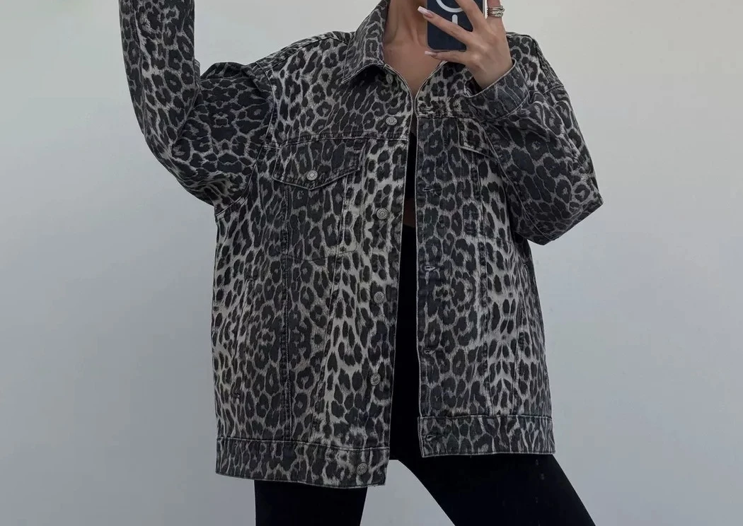 High end Leopard Print Denim Jacket for Spring 2025 New Loose and Casual Versatile Fashion Cardigan for Women
High end Leopard Print Denim Jacket for Spring 2025 New Loose and Casual Versatile Fashion Cardigan for Women