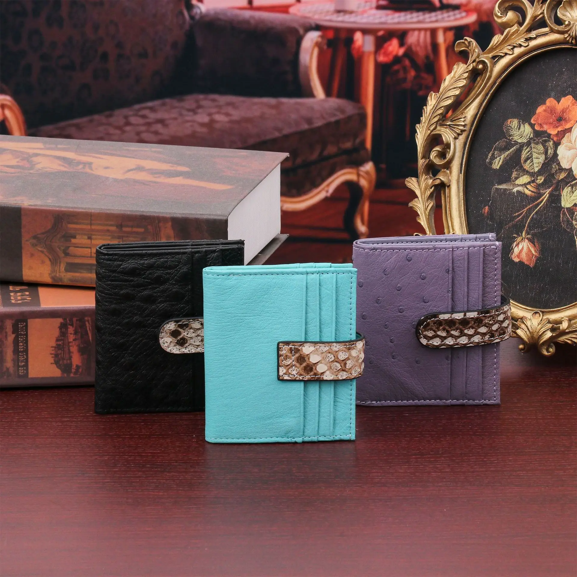 2025 New Ostrich Splicing Snake Leather Pickup Bag Card Cover For Ladies High End Compact Bank Card Cover Multi Slot Wallet 45
2025 New Ostrich Splicing Snake Leather Pickup Bag Card Cover For Ladies High End Compact Bank Card Cover Multi Slot Wallet 45