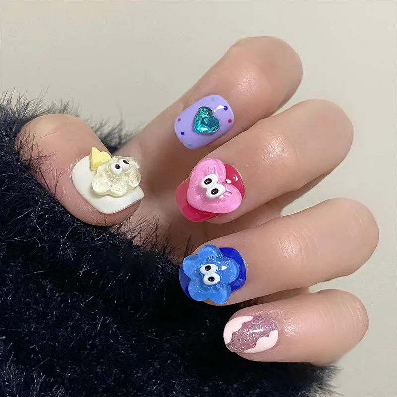 10Pcs Candy Colored Dopamine Cartoon Cute Handmade Wearable Nail Art With Little Eyes, Sweet And Cool, Detachable Nail Art
10Pcs Candy Colored Dopamine Cartoon Cute Handmade Wearable Nail Art With Little Eyes, Sweet And Cool, Detachable Nail Art