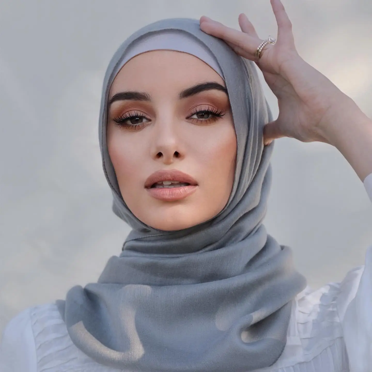 Мягкий дышащий комплект из модального шарфа и шапочки — эластичная прямая шапка-труба
Мягкий дышащий комплект из модального шарфа и шапочки — эластичная прямая шапка-труба