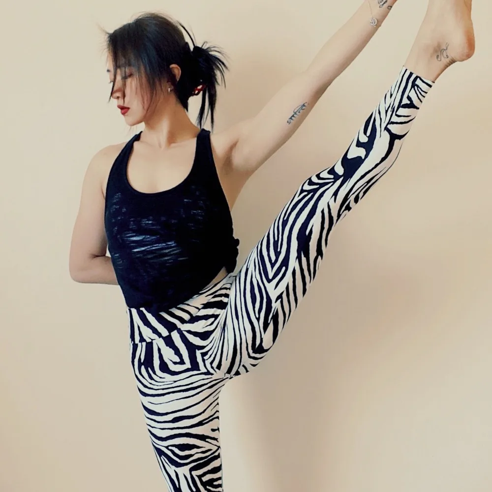 Unique Printing Women's Yoga Pants Full Length Tight Slimming Fit High Elastic Soft Breathable Female's Gym Fitness Pants
Unique Printing Women's Yoga Pants Full Length Tight Slimming Fit High Elastic Soft Breathable Female's Gym Fitness Pants