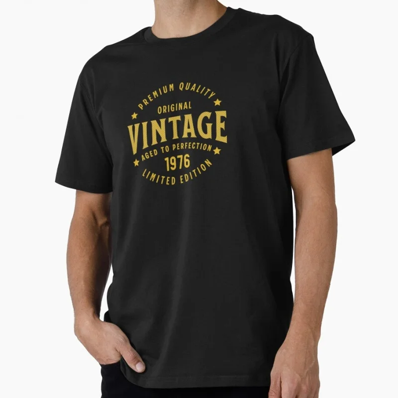 70s Retro Born in 1976 vintage 50th birthday gift Gift T shirt Men's 100% cotton Short Sleeve Graphic clothes All size tee S-6XL
70s Retro Born in 1976 vintage 50th birthday gift Gift T shirt Men's 100% cotton Short Sleeve Graphic clothes All size tee S-6XL