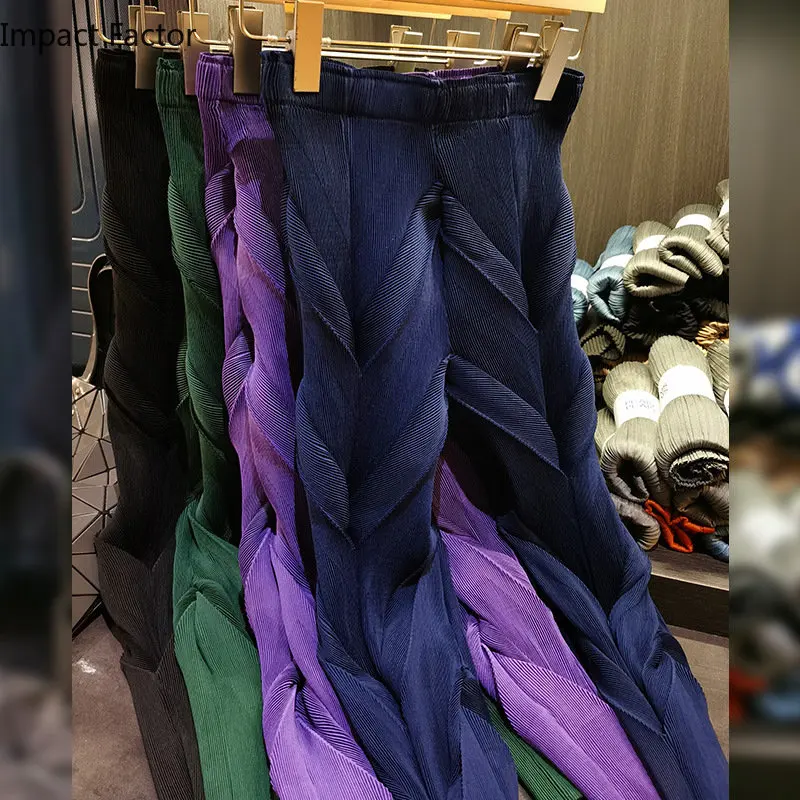 Carrot Pleated Wide Leg Pants for Women 2024 New Solid Color High Street Elastic Waist Summer Female Straight Trousers
Carrot Pleated Wide Leg Pants for Women 2024 New Solid Color High Street Elastic Waist Summer Female Straight Trousers