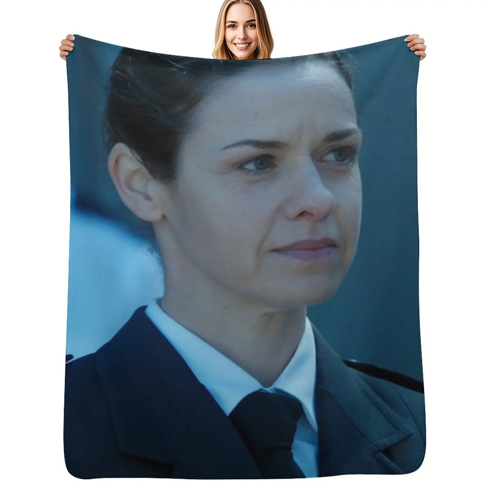 Vera Bennett Throw Blanket Warm Comfortable Blanket Gift for Parents Friends
Vera Bennett Throw Blanket Warm Comfortable Blanket Gift for Parents Friends
