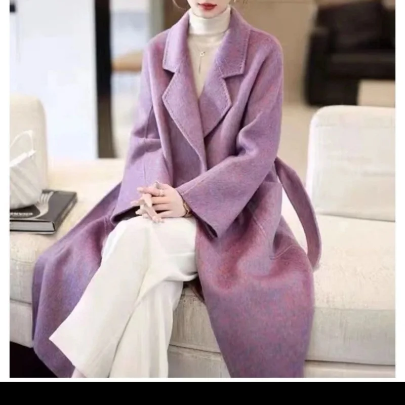 Lady New Winter Long Hair Violet Medium Length Double-sided Female Woman Wool Coat Bathrobe Temperament Loose Coat Looks Thin
Lady New Winter Long Hair Violet Medium Length Double-sided Female Woman Wool Coat Bathrobe Temperament Loose Coat Looks Thin