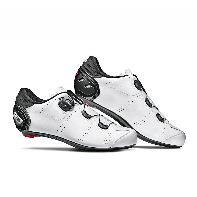 Carbon fiber road bicycle men's and women's cycling shoes comfortable wide version
Carbon fiber road bicycle men's and women's cycling shoes comfortable wide version